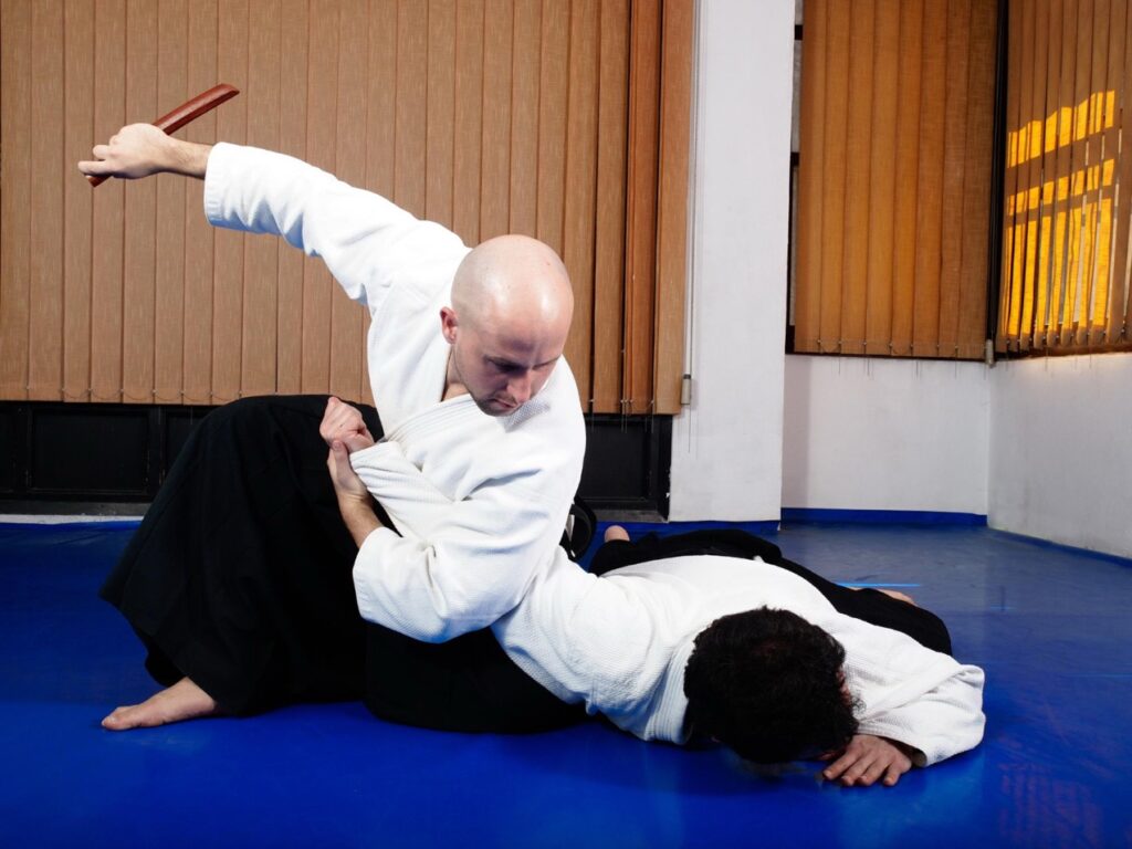 Aikido to nie tylko sztuka walki, ale przede wszystkim droga do samodoskonalenia i harmonii