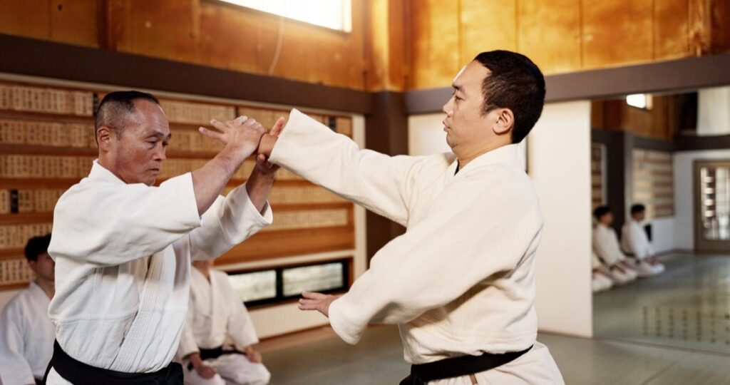 Treningi aikido są różnorodne – od form solo (tai sabaki) po ćwiczenia z partnerem (keiko). Ważnym elementem są tzw. kata - ustalone sekwencje ruchów mające na celu doskonalenie płynności i precyzji technicznych działań