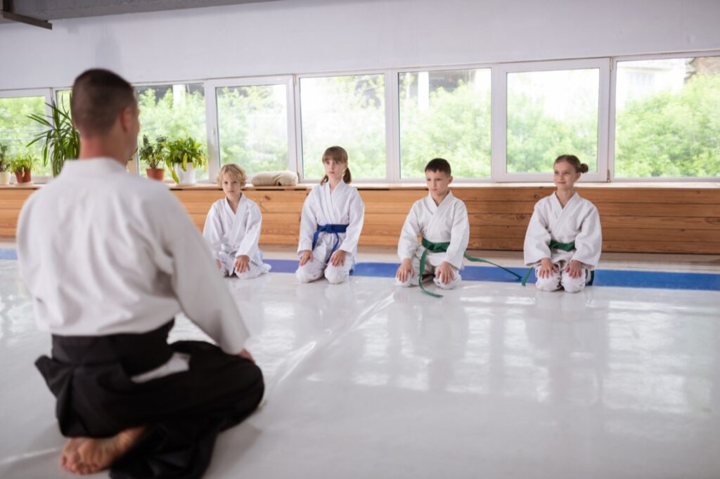 Aikido dla dzieci w Łodzi to więcej niż sport – to narzędzie do budowania silnej i harmonijnej osobowości.